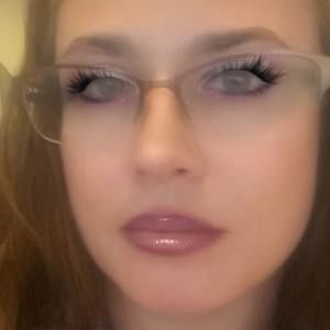 Meet your Posher, Joni